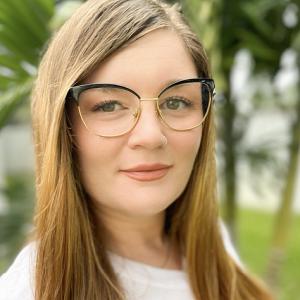 Photo of Molly Ringberg