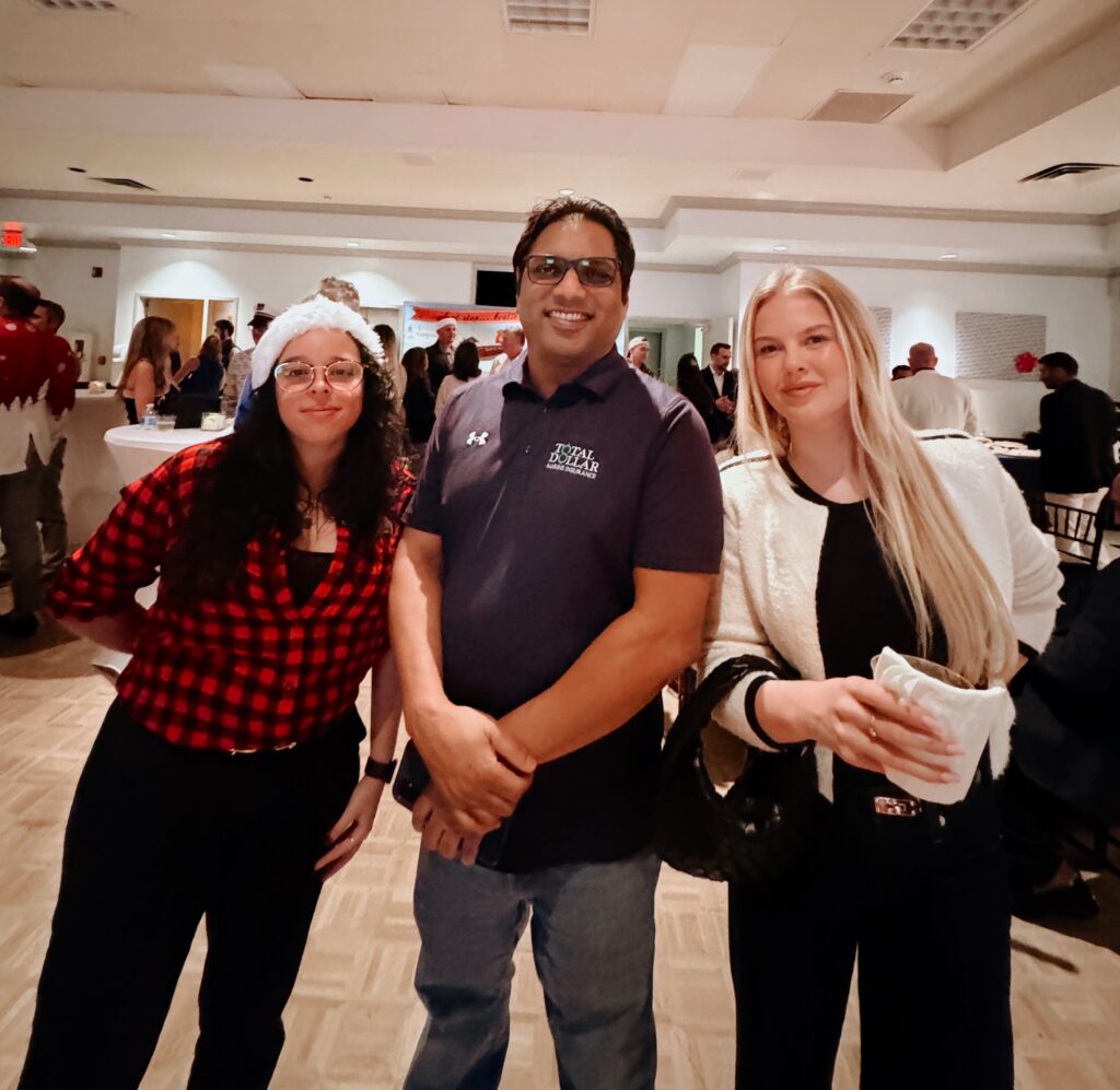 Photo 2 of the gallery: Holiday Industry Party at Santa’s Yacht Club