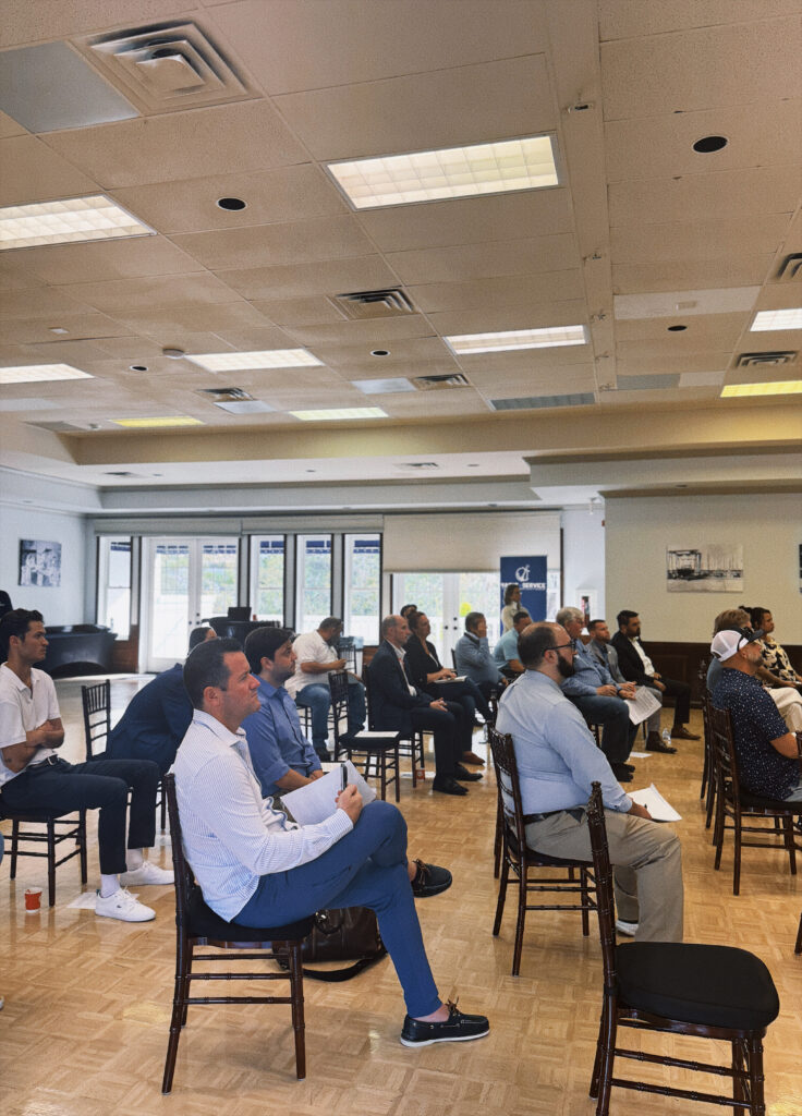 Photo 6 of the gallery: Cybersecurity Panel