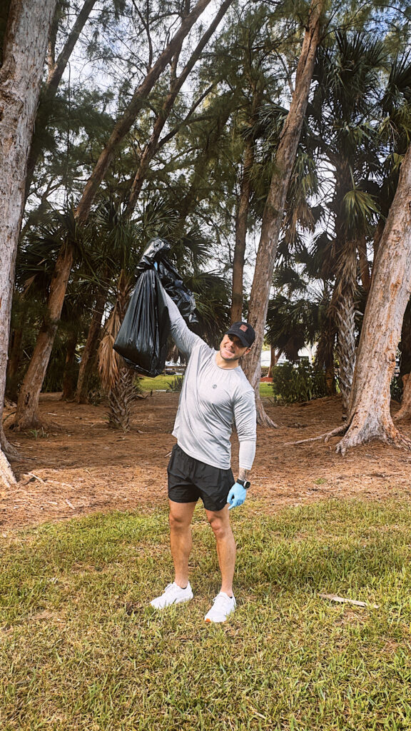 Photo 4 of the gallery: Waterway Cleanup 2026